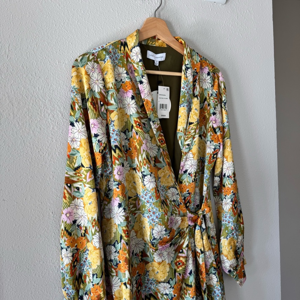 Wildflower Wrap Dress - Picture 6 of 6